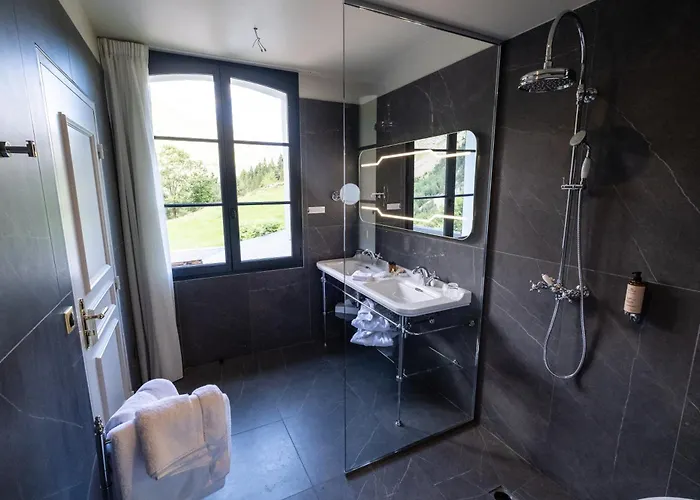 מלון Du Cirque Et De La Cascade