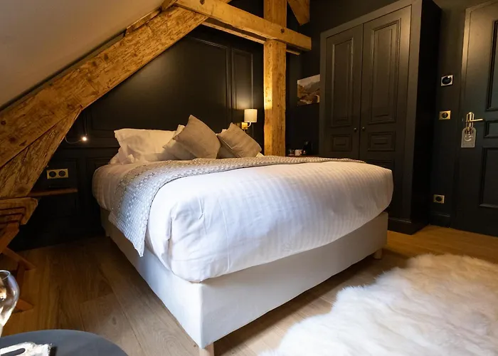 Du Cirque Et De La Cascade Гаварни